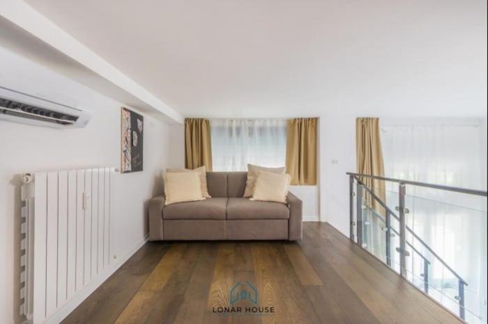 Center Jacuzzi Deluxe Loft *